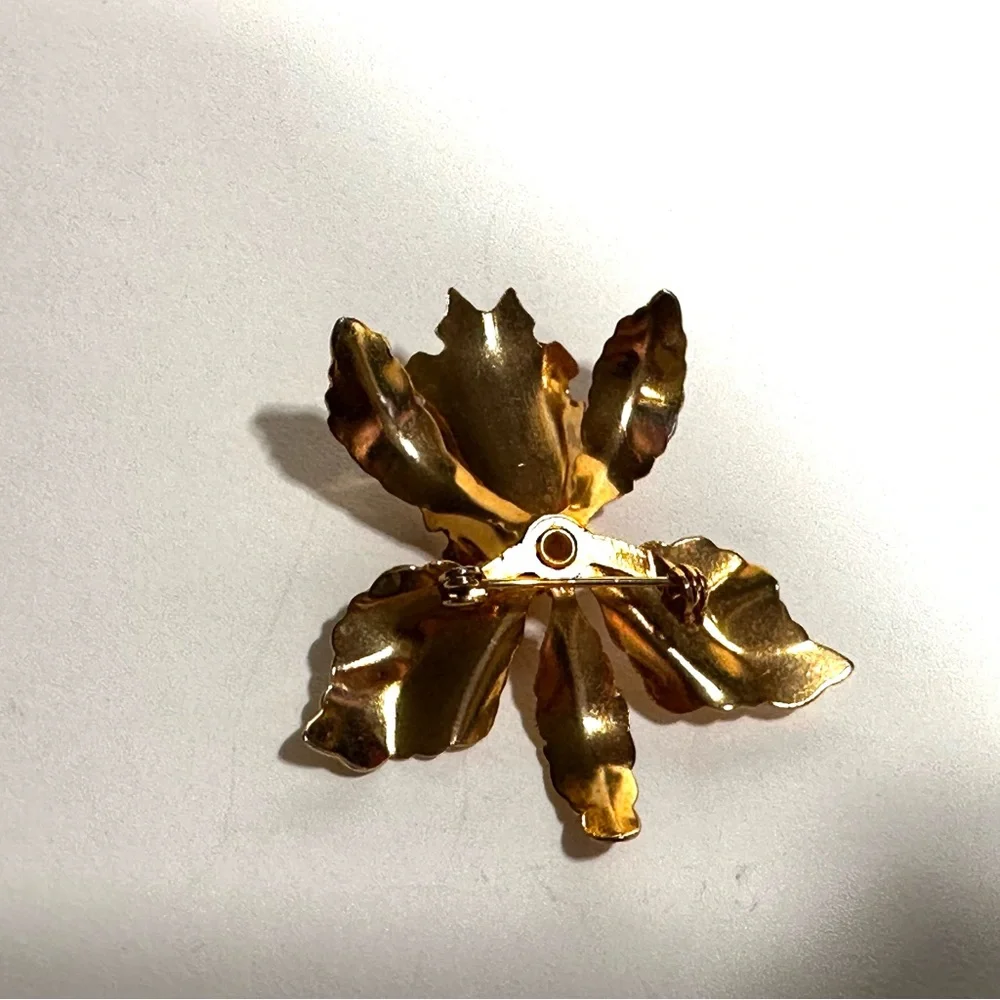 Vintage Textured Tropical Orchid Brooch Gold Tone Floral Romantic Classic MCM
